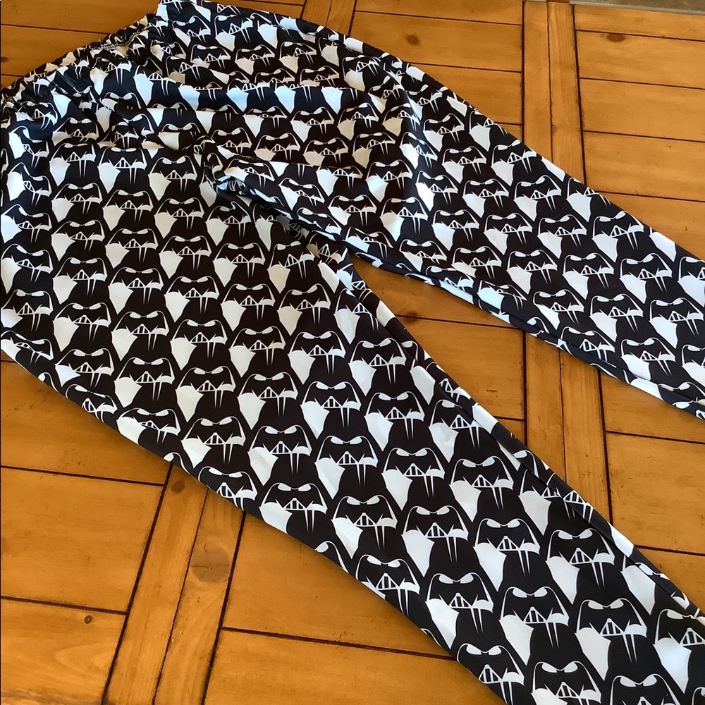 Torrid Star Wars Darth Vader Leggings